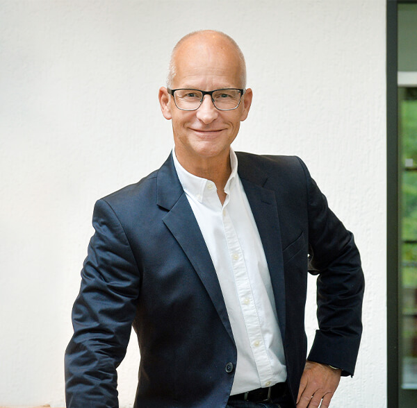 Hans-Jörg Pfeiffer, Estrichlegermeister ö.b.u. v. Sachverständiger für Estrich- & Fußbodentechnik